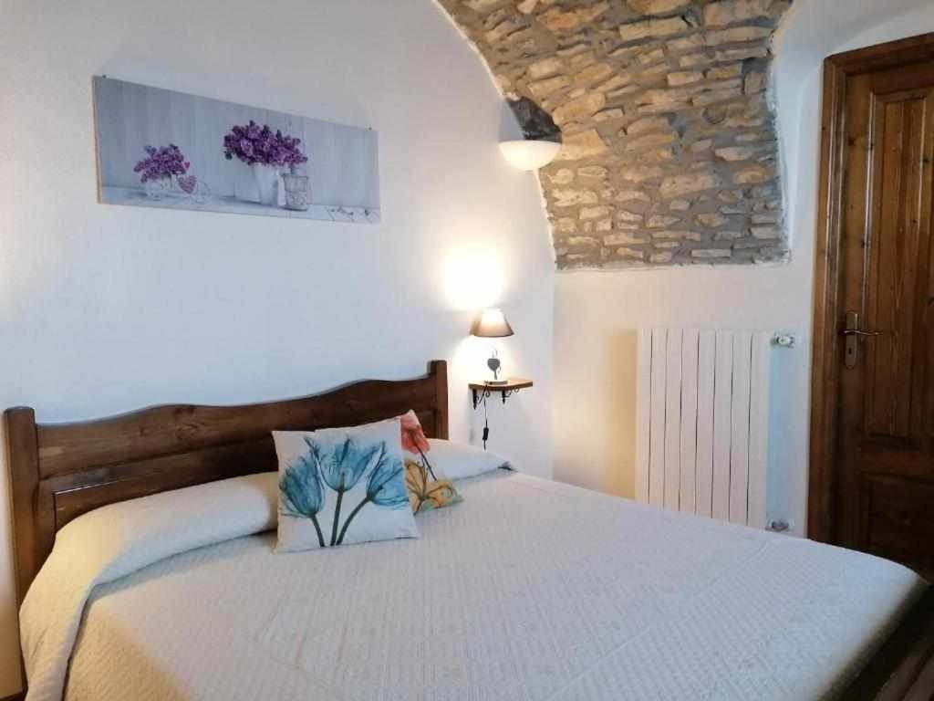 Agriturismo Al Pagan Pigna Eksteriør billede